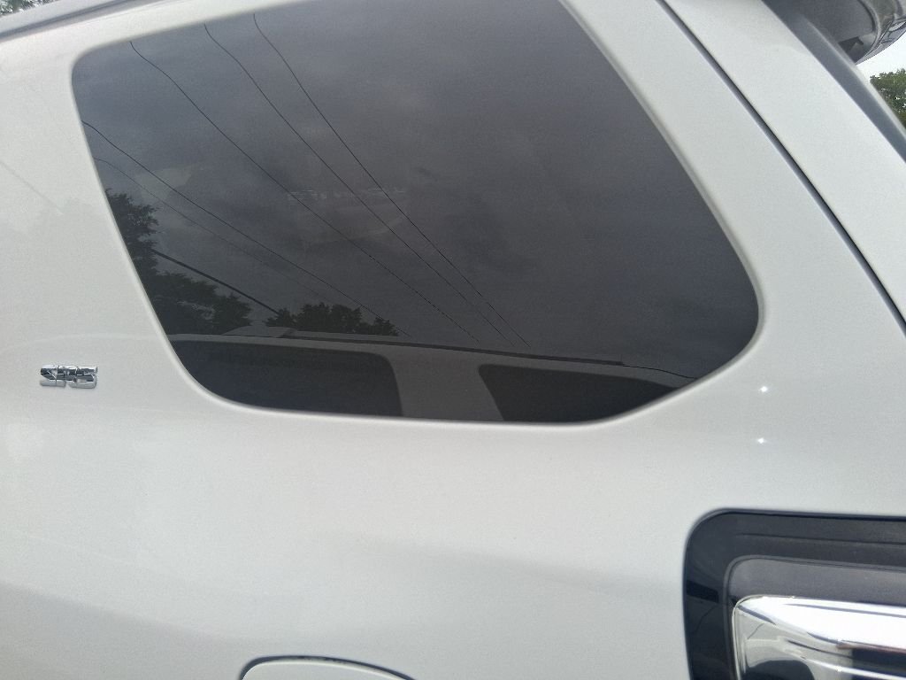 Used 2019 White Toyota SR5 image 13