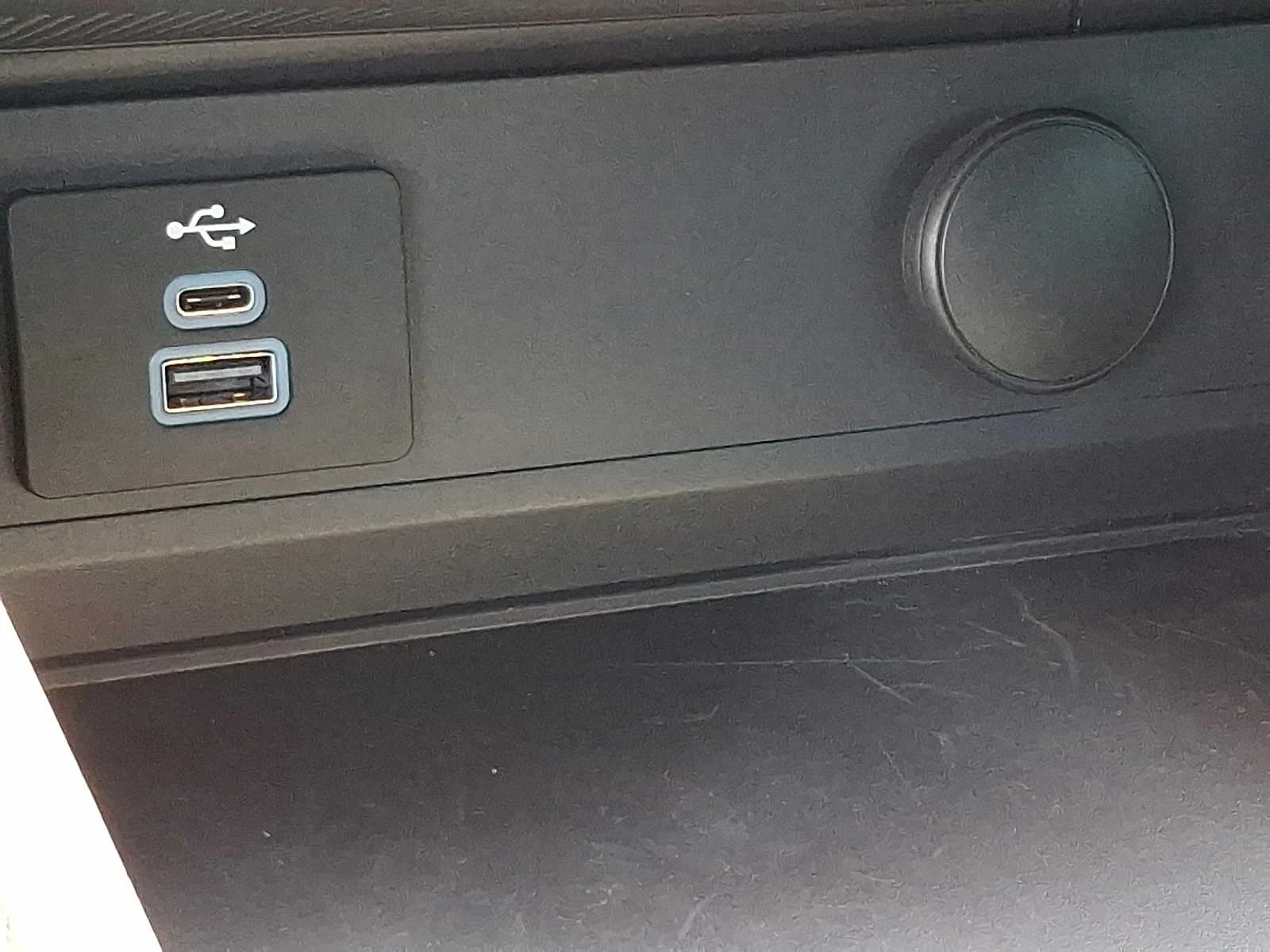 Used 2025 Vapor Blue Ford GT image 23
