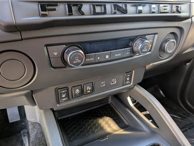New 2026 Glacier White Nissan Crew Cab SV image 19