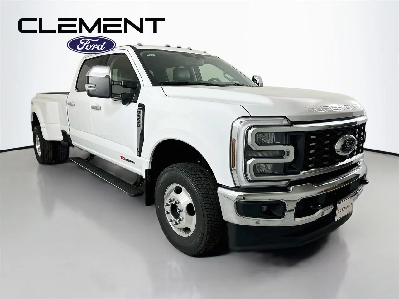 New 2026 Oxford White Ford F-350® Lariat® image 3
