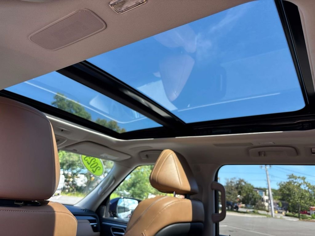 Certified Used 2025 Blue INFINITI SENSORY image 12