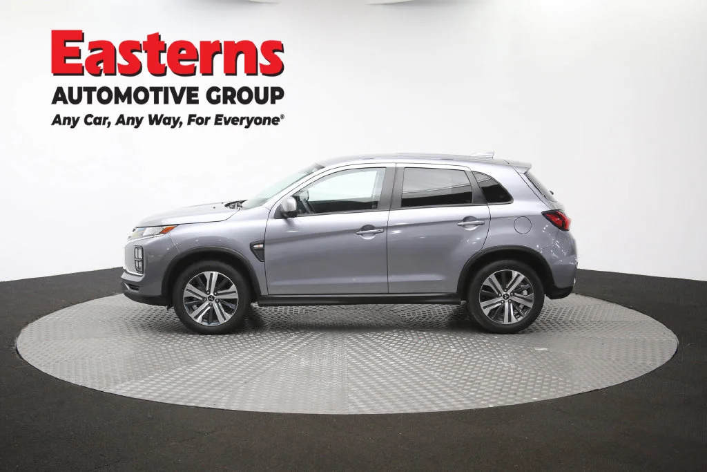Used 2024 Gray Mitsubishi 2.0 ES image 59