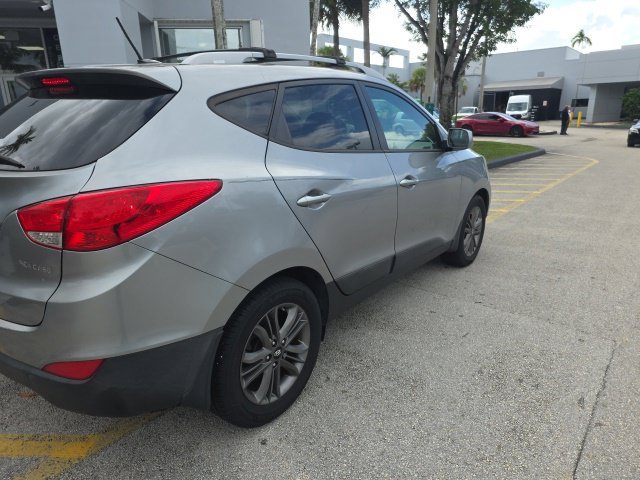 Used 2015 Gray Hyundai SE image 4
