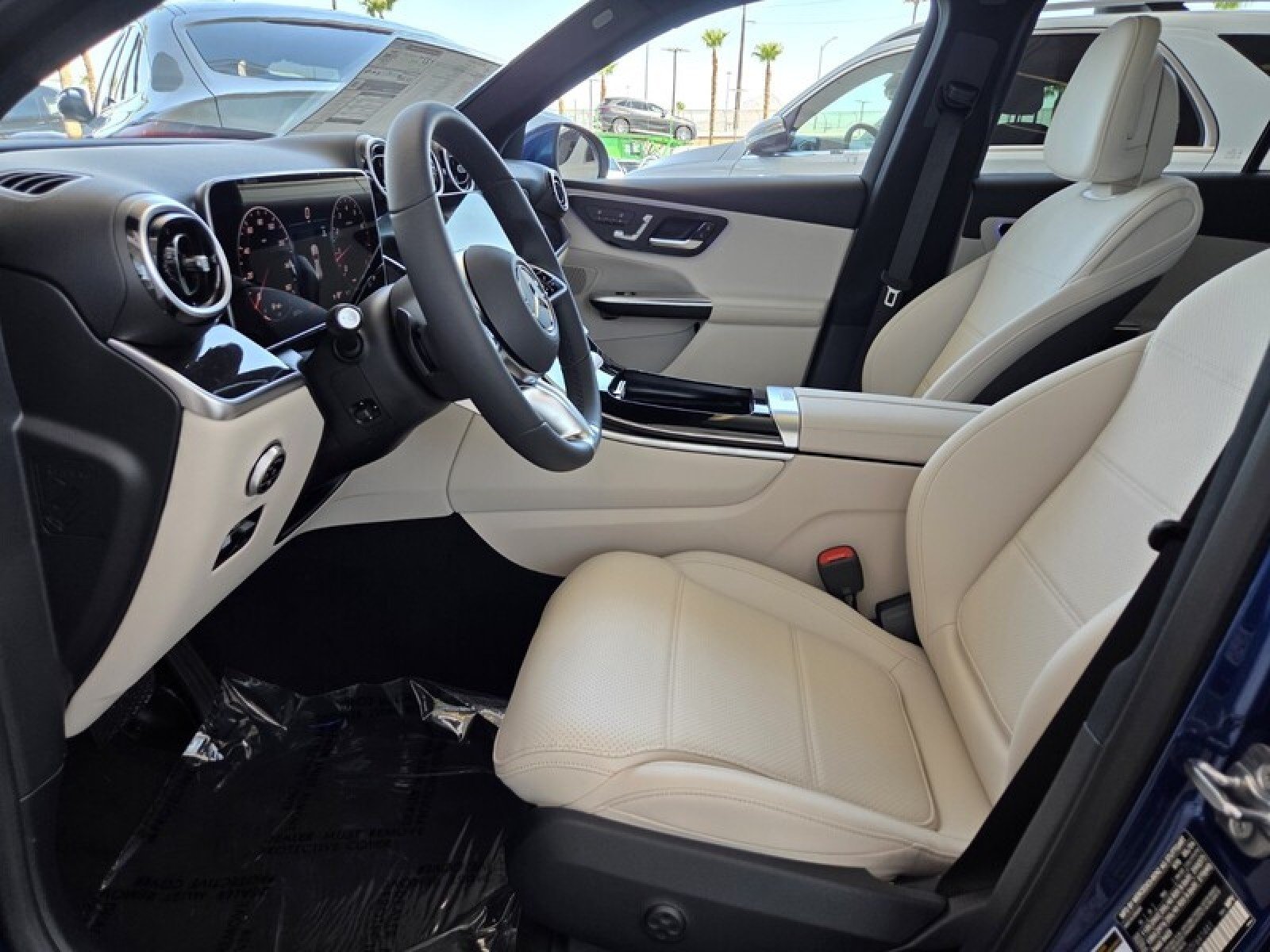 New 2026 Starling Blue Metallic Mercedes-Benz GLC 300 SUV image 11