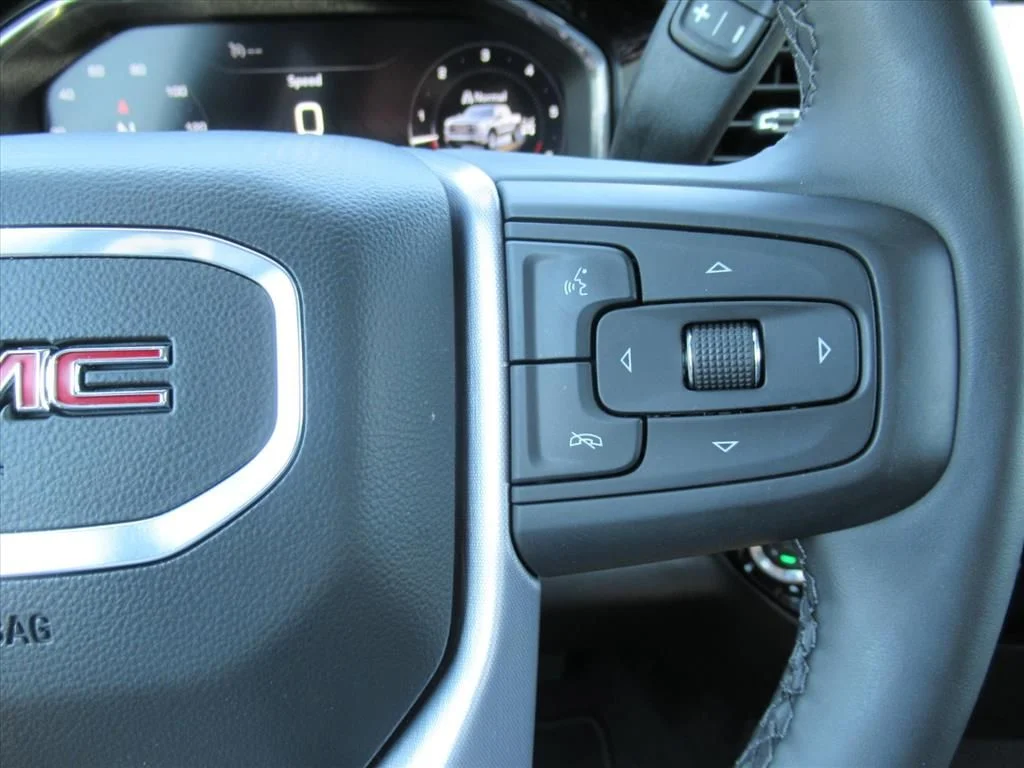 Used 2026 Silver GMC SLT image 23