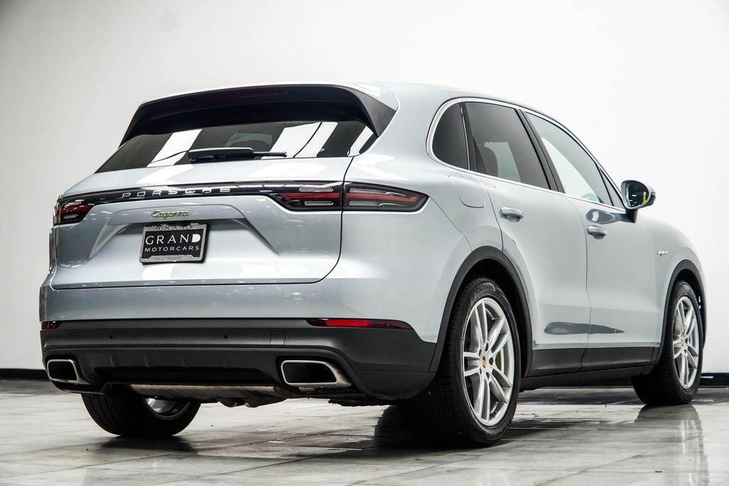 Used 2023 Silver Porsche Base image 15