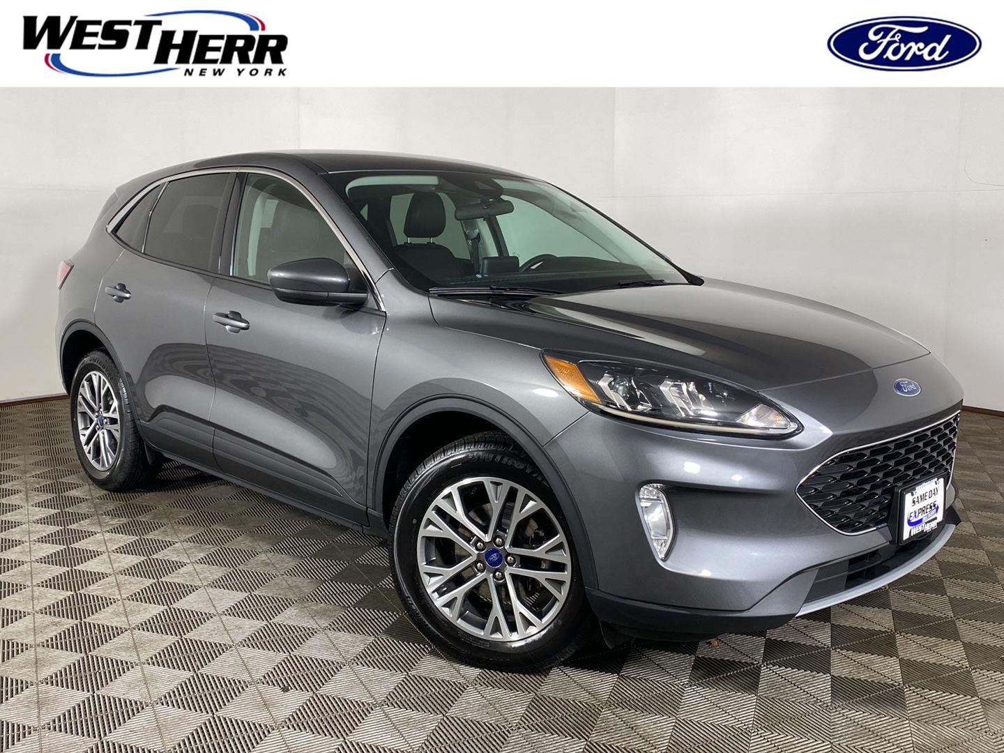 Used 2022 Carbonized Gray Ford SEL image 1