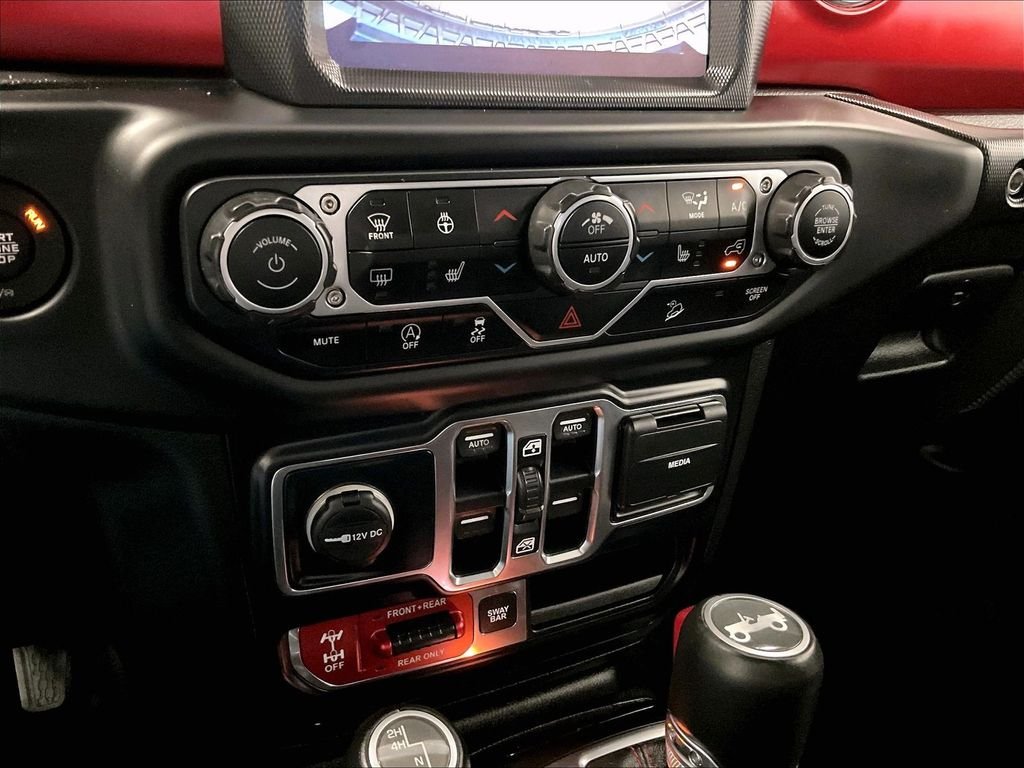 Used 2019 Black Jeep Unlimited Rubicon image 25