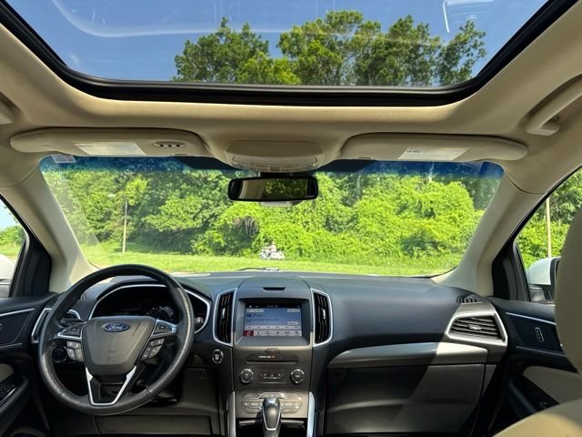 Used 2018 White Ford SEL image 13