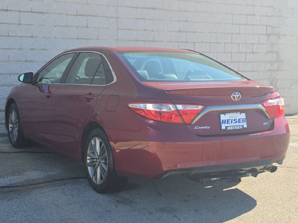 Used 2015 Red Toyota SE image 11