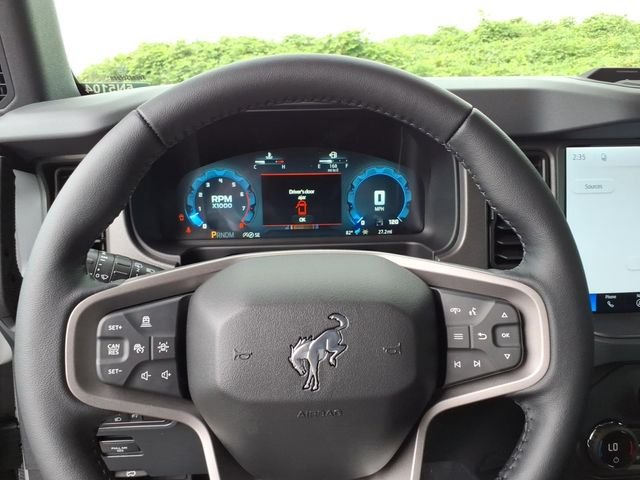 New 2026 Avalanche Gray Ford Badlands image 27