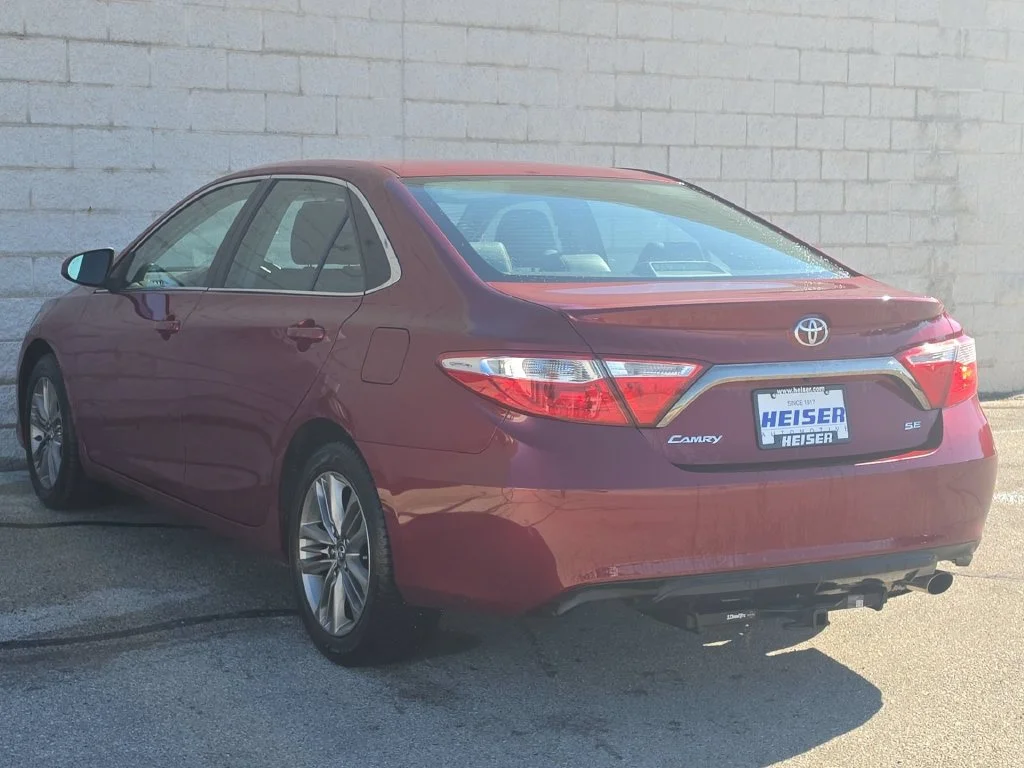 Used 2015 Red Toyota SE image 11