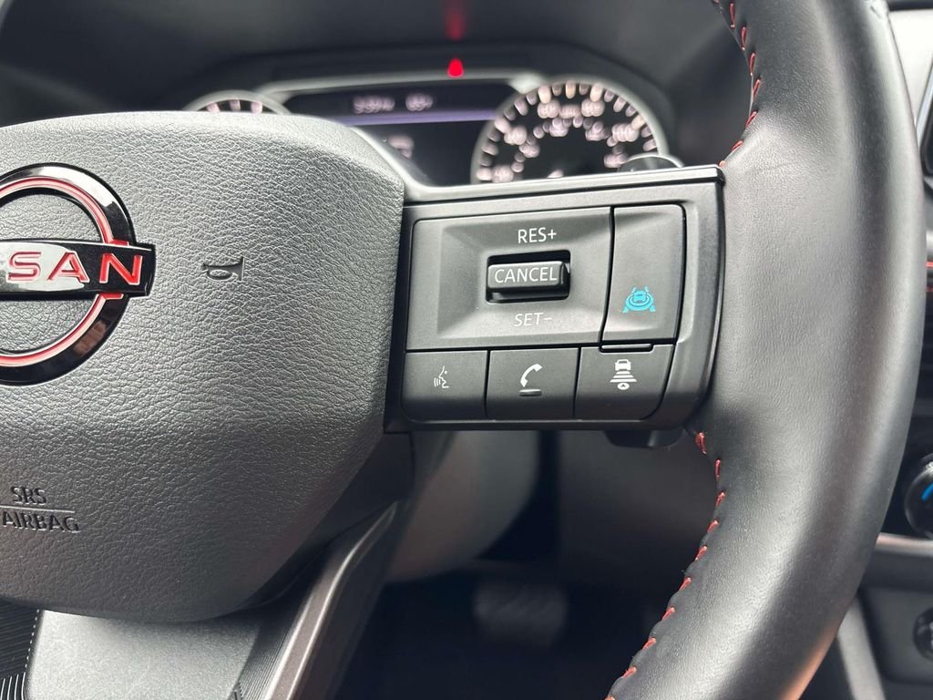 Used 2025 White Nissan Rock Creek image 19