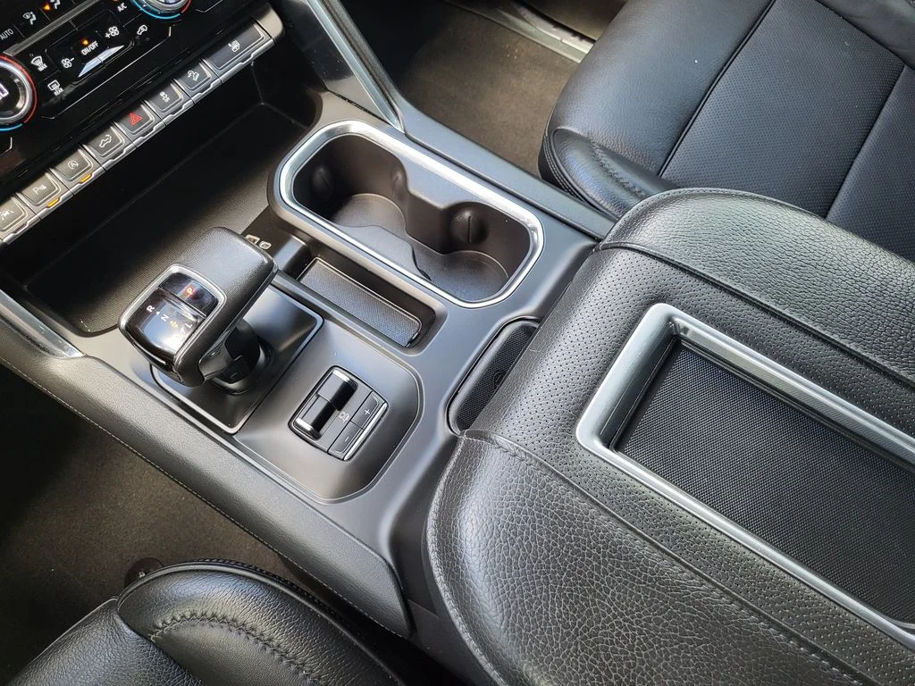 Used 2022 Onyx Black GMC Denali image 16
