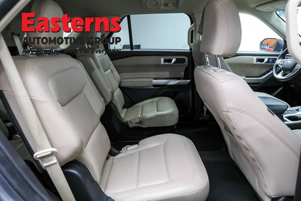 Used 2022 Gray Ford XLT image 22