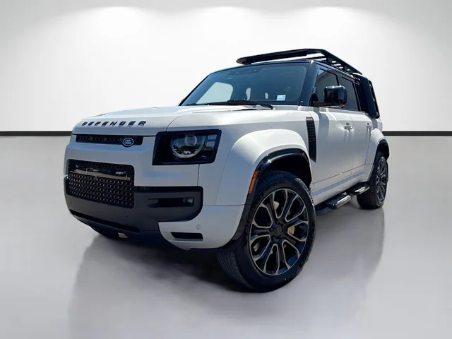 2026 Land Rover Defender 110 OCTA
