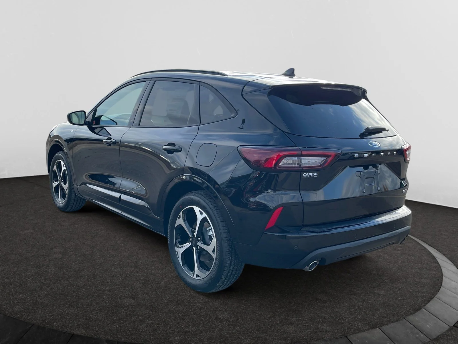 New 2026 AGATE BLACK METALLIC Ford ST-Line Elite image 3
