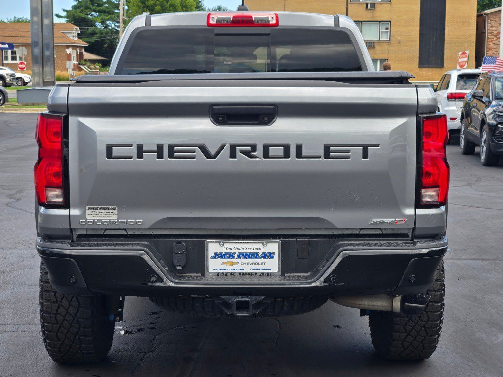 2023 Chevrolet Colorado ZR2 - Photo 13