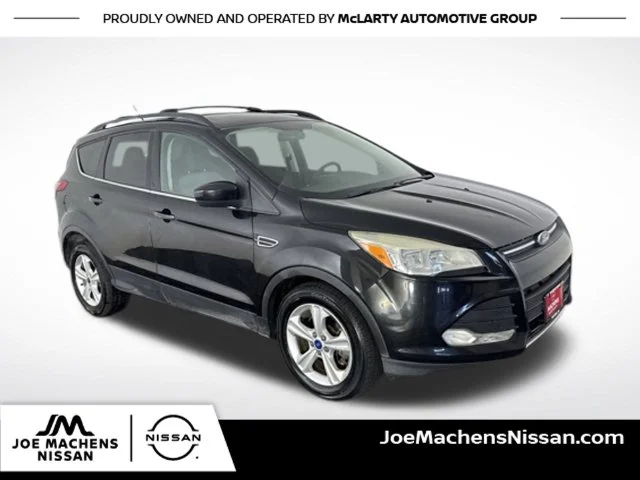 Used 2013 Black Ford SE image 1