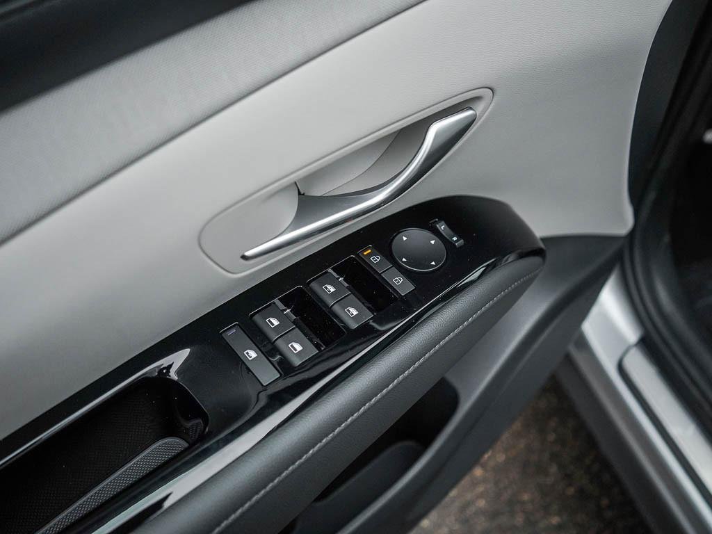 New 2026 Shimmering Silver Hyundai Limited AWD image 45