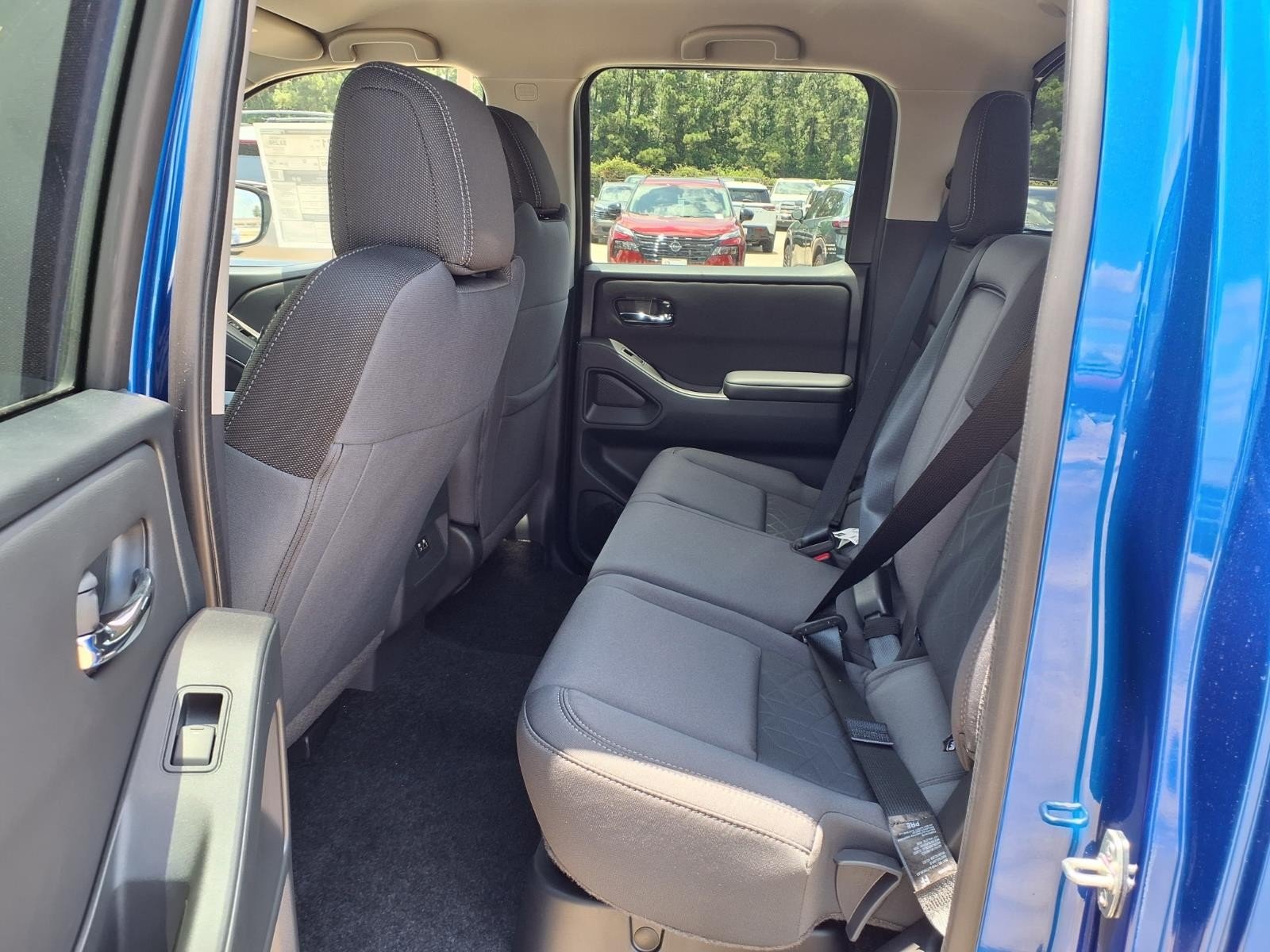 2026 Nissan Frontier Crew Cab SV - 10