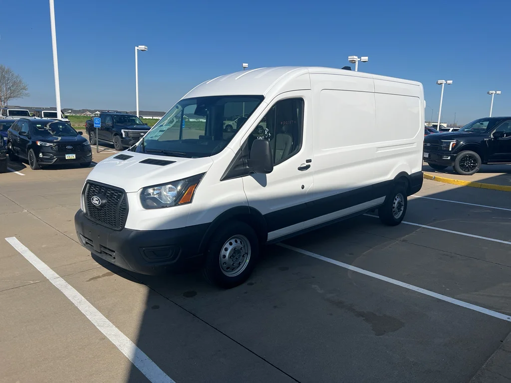 New 2026 Oxford White Ford Cargo Van image 4