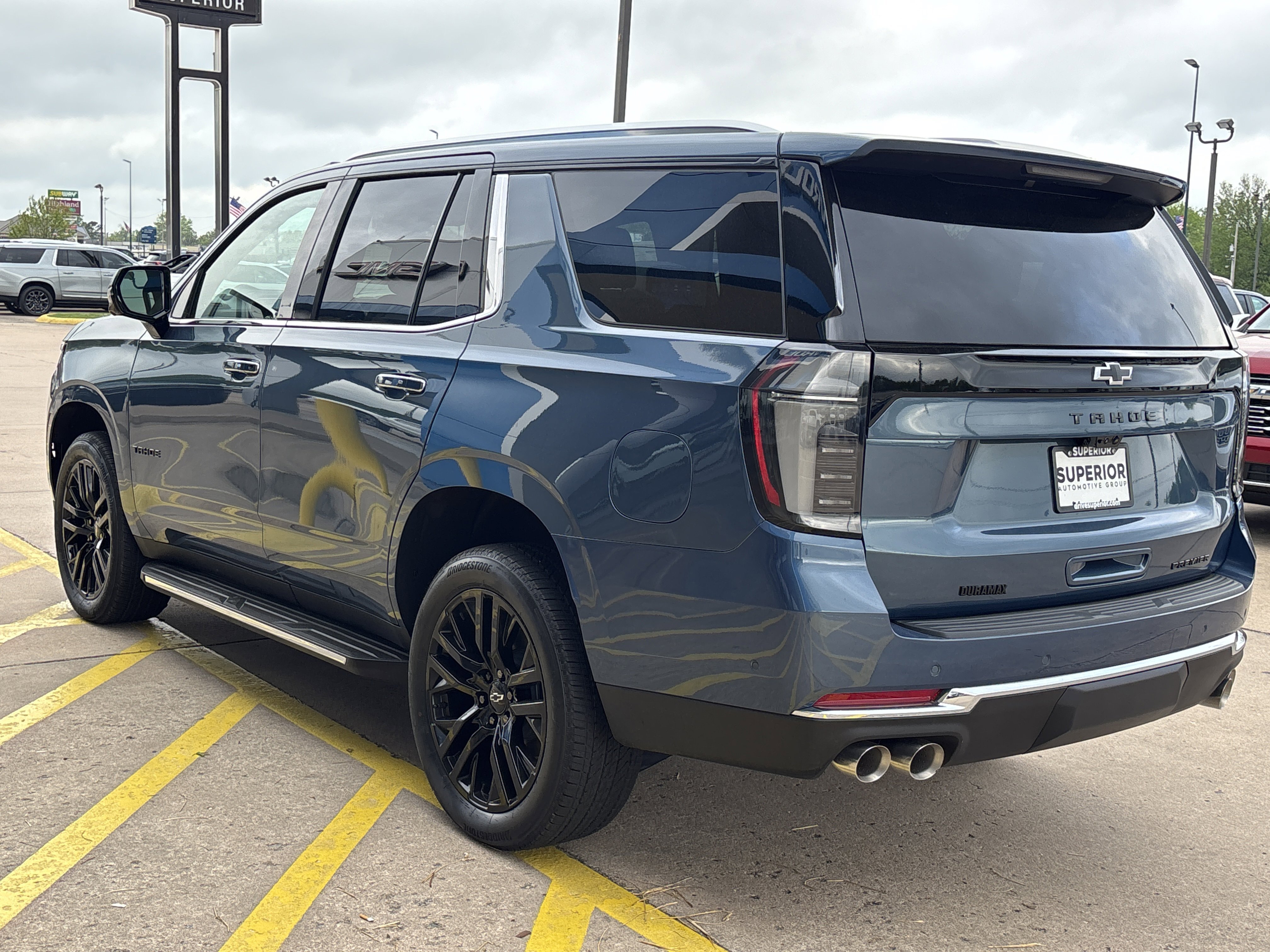 2025 Chevrolet Tahoe Premier - Photo 10