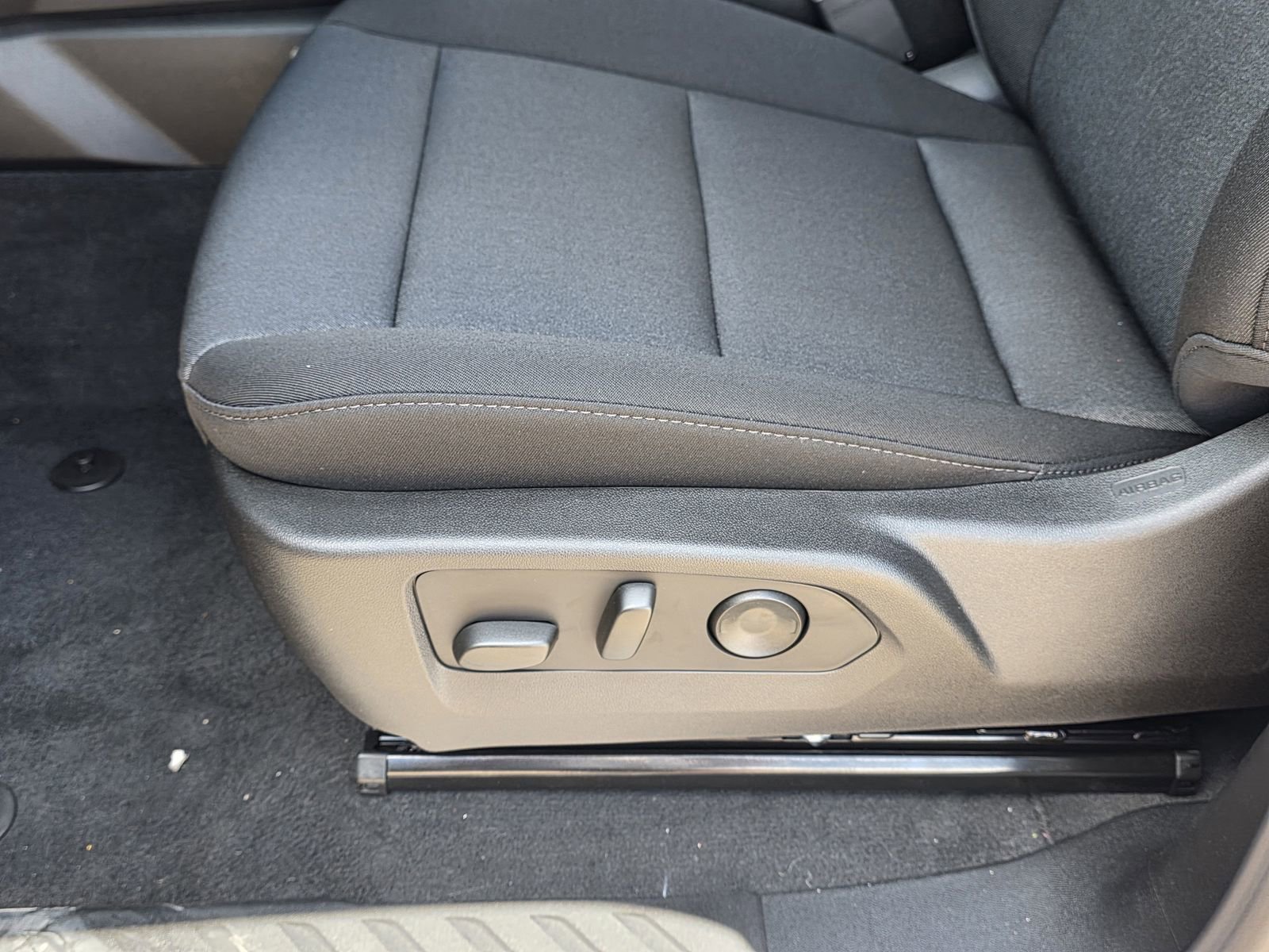 2026 Chevrolet Colorado Work Truck - Photo 21