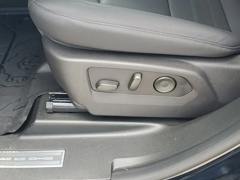 Used 2025 Void Black GMC 3X image 17