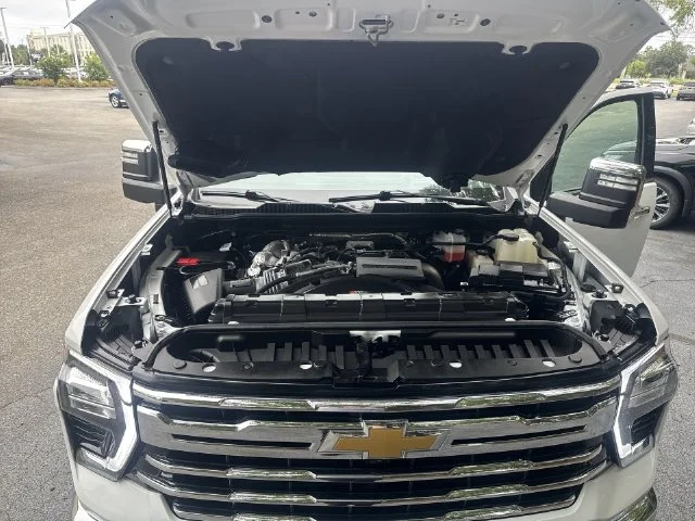 Used 2024 White Chevrolet LTZ image 32