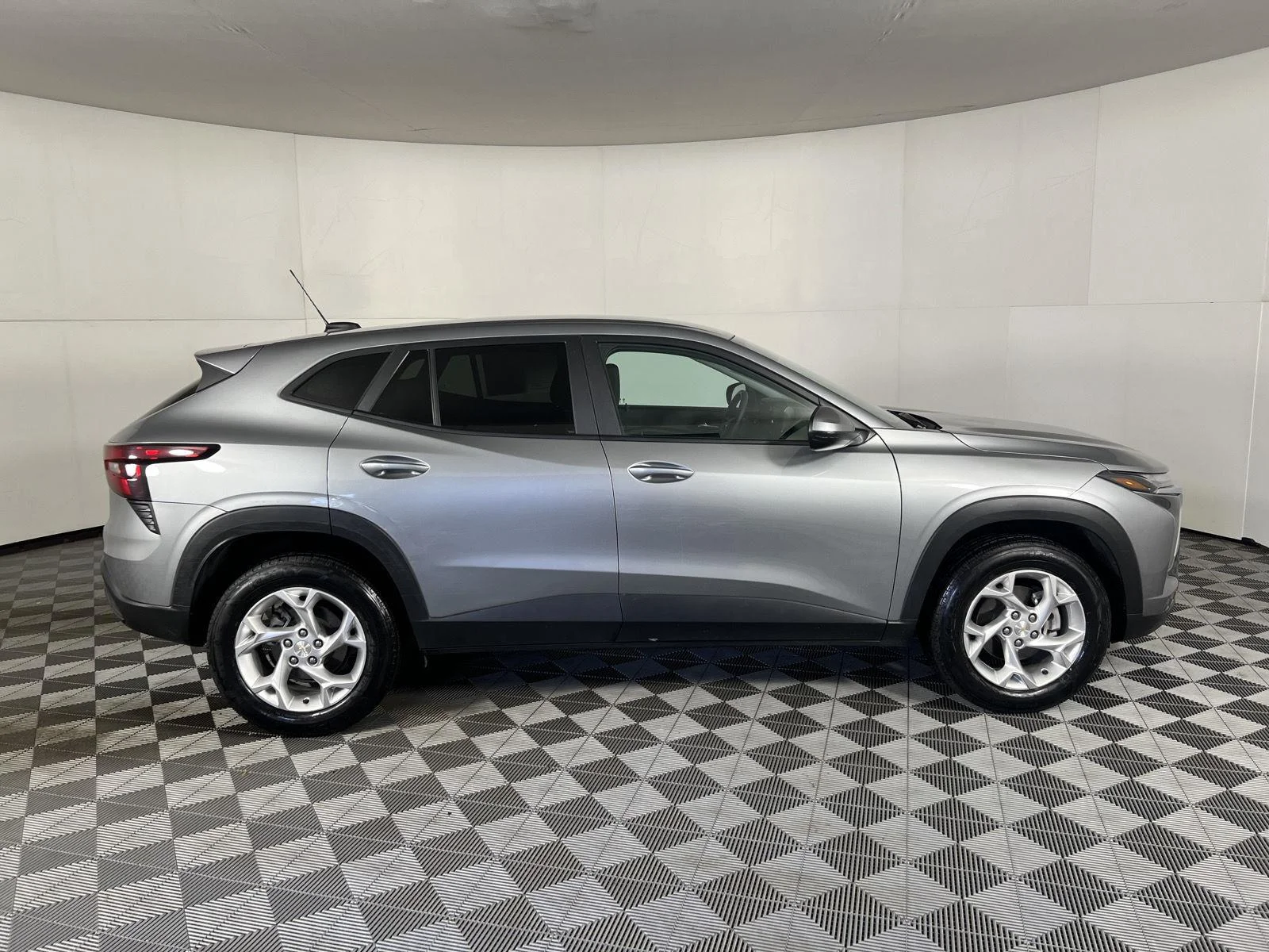 Used 2024 Sterling Gray Metallic Chevrolet LS image 6