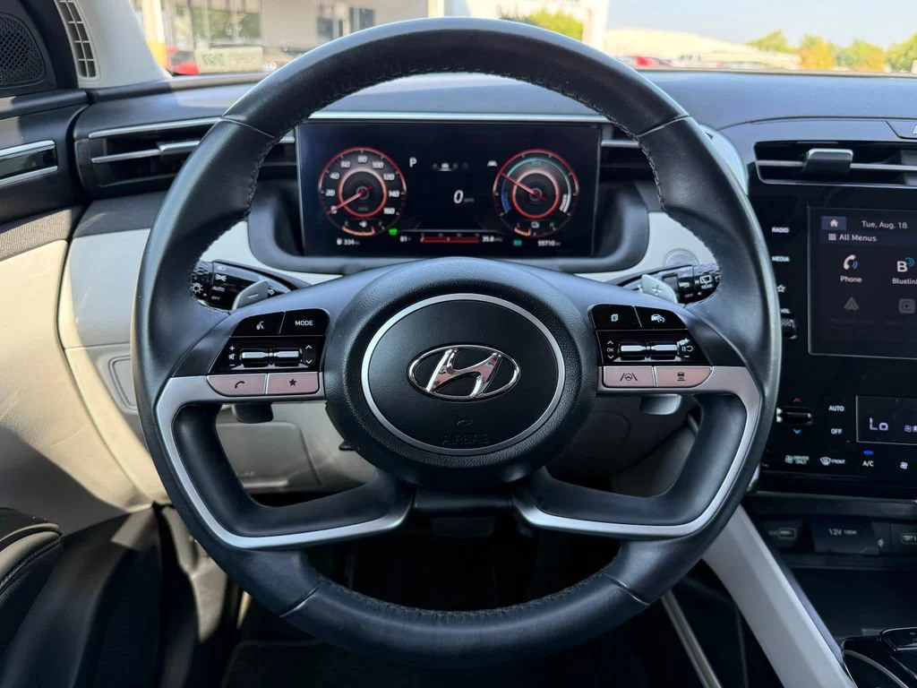 Used 2022 Shimmering Silver Hyundai SEL Convenience image 23