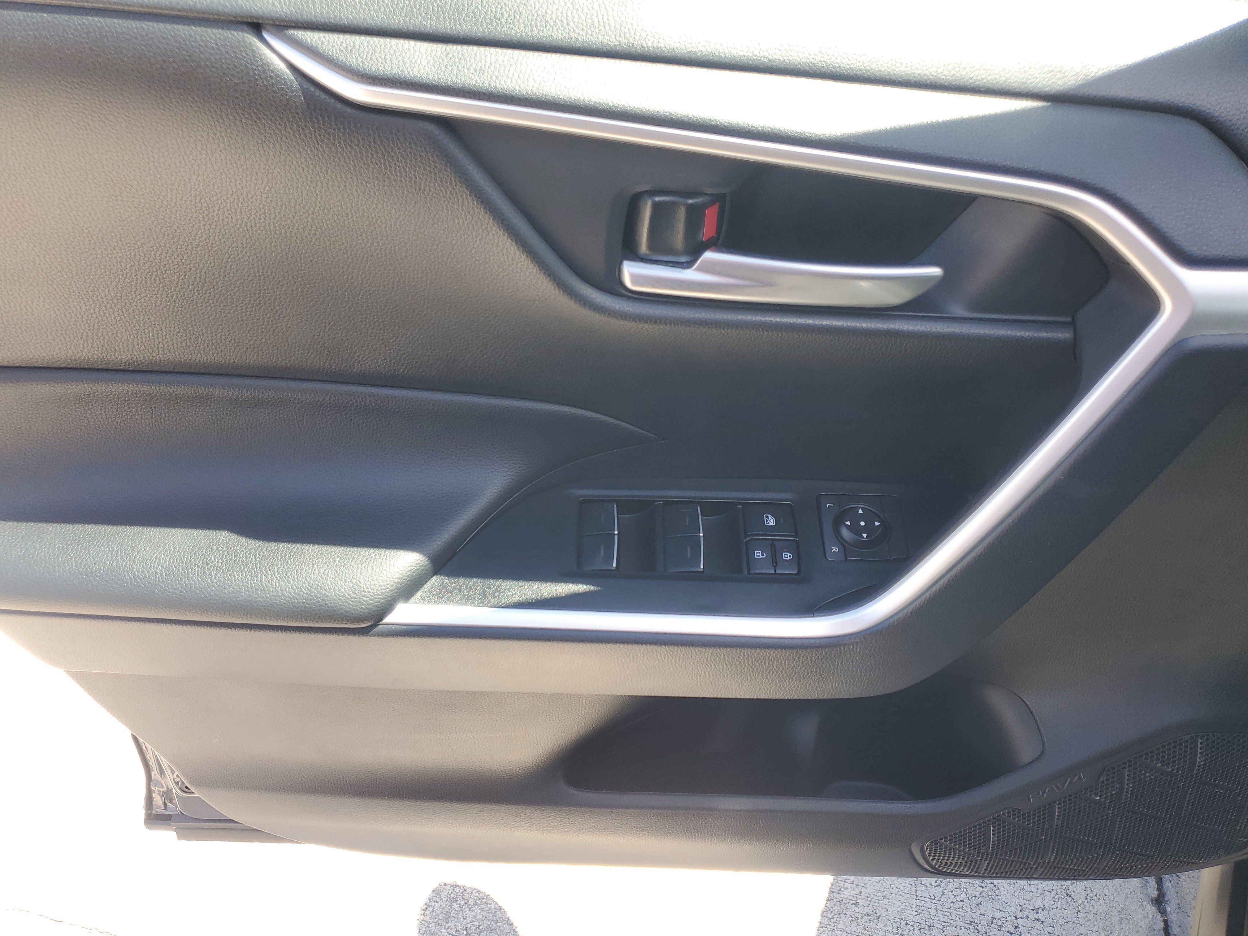 Used 2025 Magnetic Gray Metallic Toyota XLE image 20