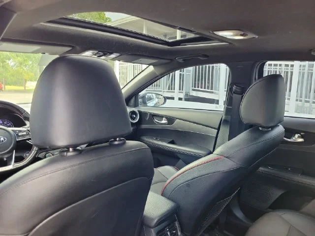 Used 2020 Gray Kia GT image 12