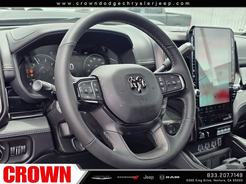 New 2026 Diamond Black Crystal Pearl-Coat Exterior Paint RAM Limited image 15