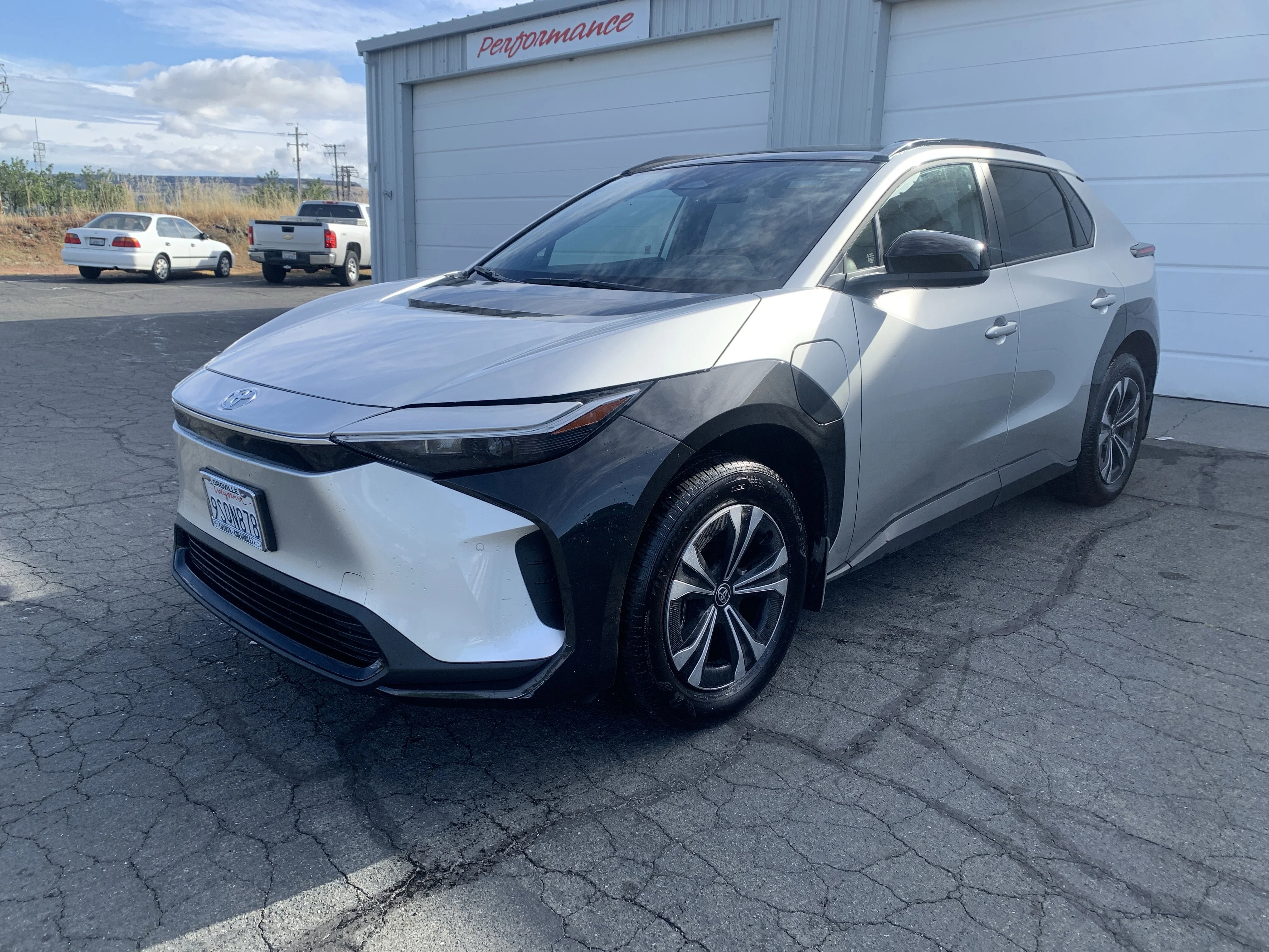2025 Toyota bZ4X XLE FWD's photo