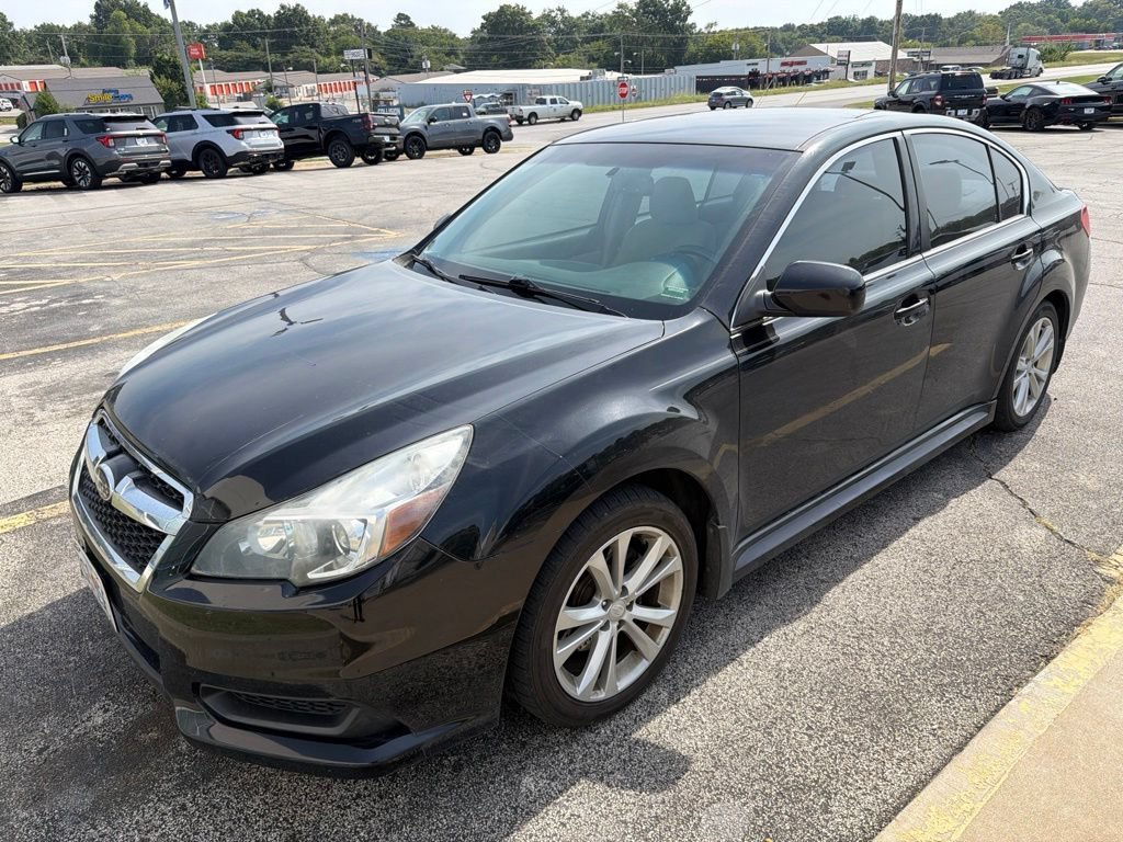 Used 2014 Crystal Black Pearl Subaru 2.5i Premium image 5