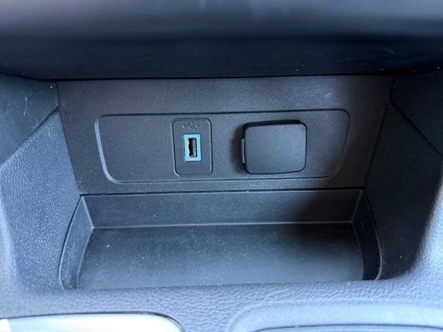 Certified Used 2018 Blue Metallic Ford SE image 23