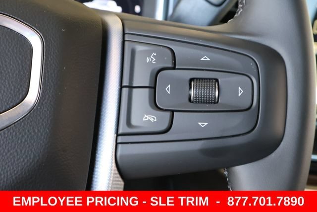 New 2026 Summit White GMC SLE image 25