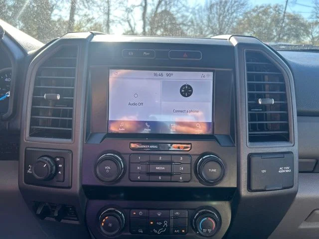 Used 2020 Oxford White Ford XL image 18