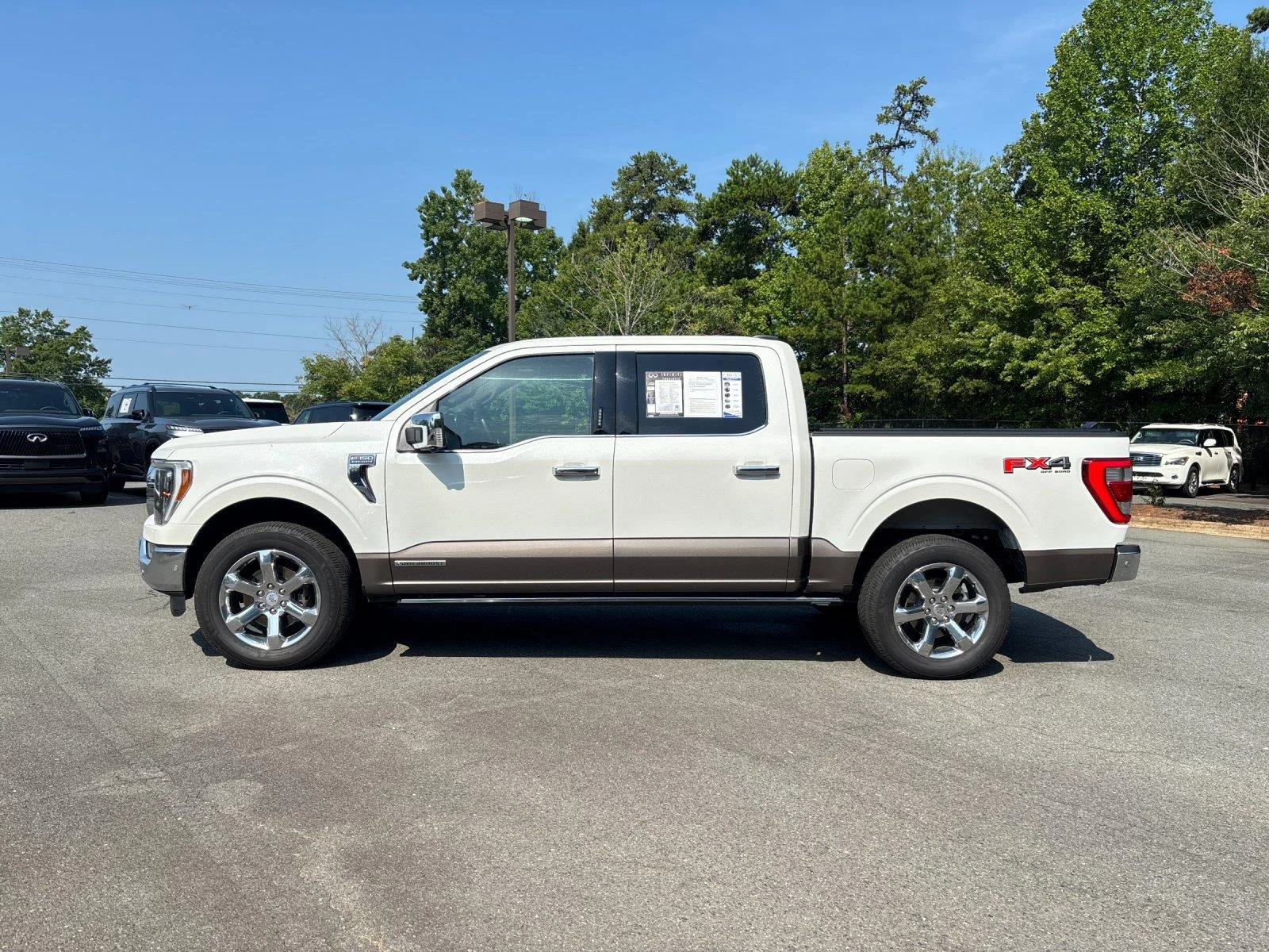 Used 2022 Star White Metallic Tri-Coat Ford King Ranch image 2