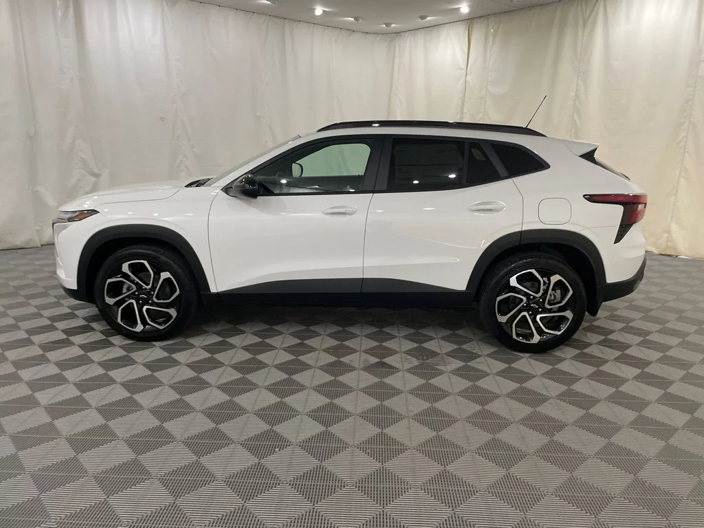 2026 Chevrolet Trax RS - Photo 9