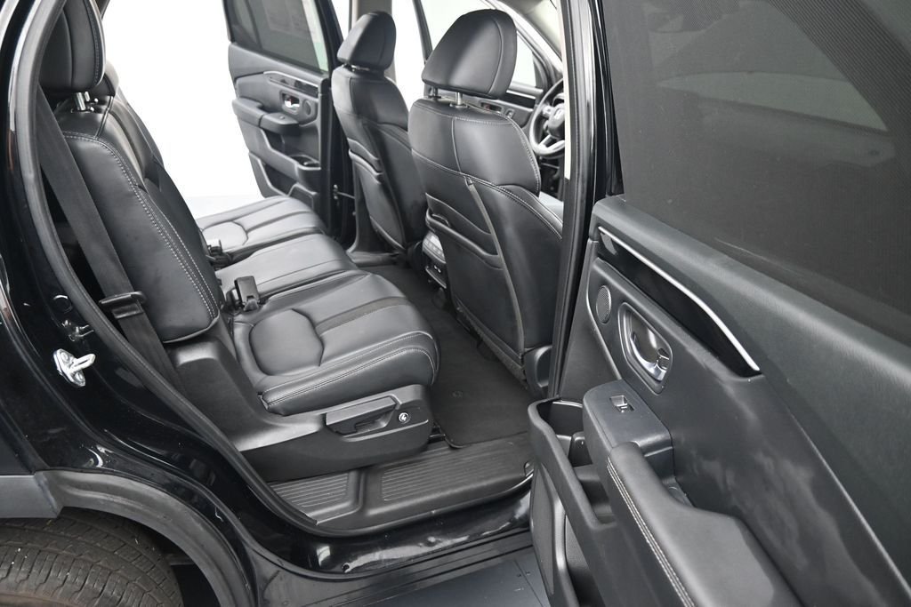 2023 Honda Pilot Touring - Photo 25