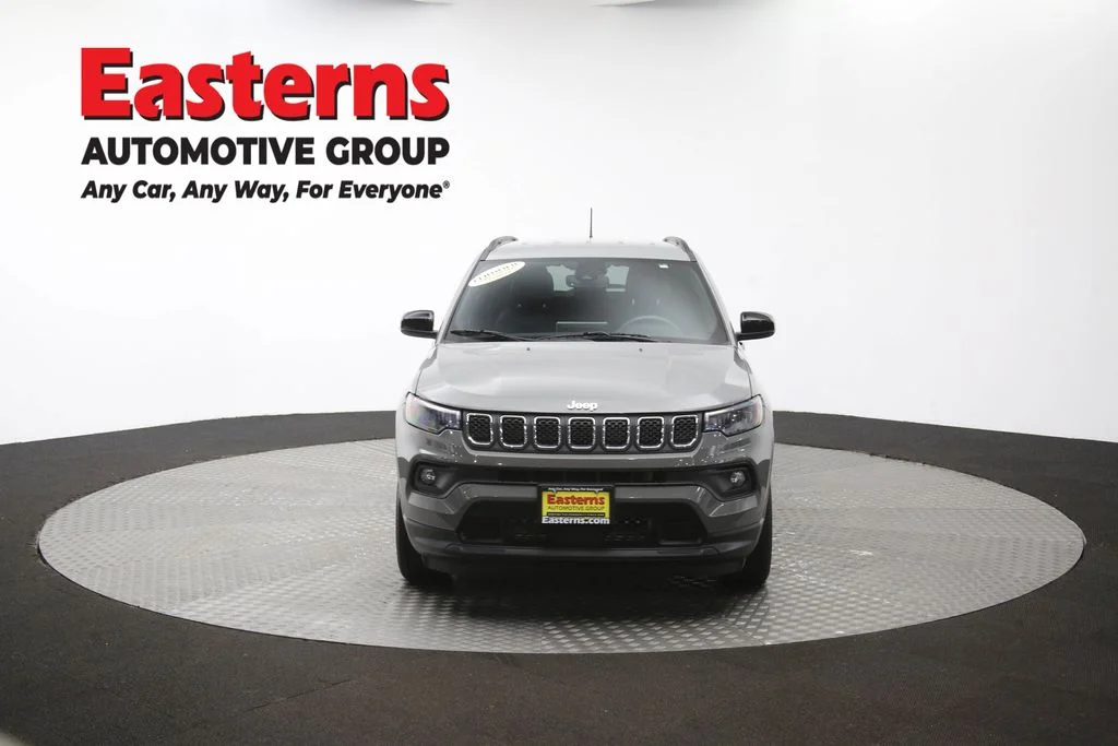 Used 2023 Gray Jeep Latitude Lux image 51