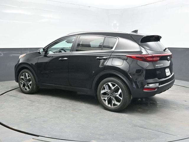 Used 2020 Red Kia EX image 4