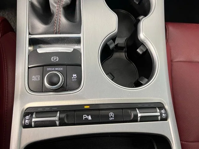 Used 2019 Black Kia GT1 image 31
