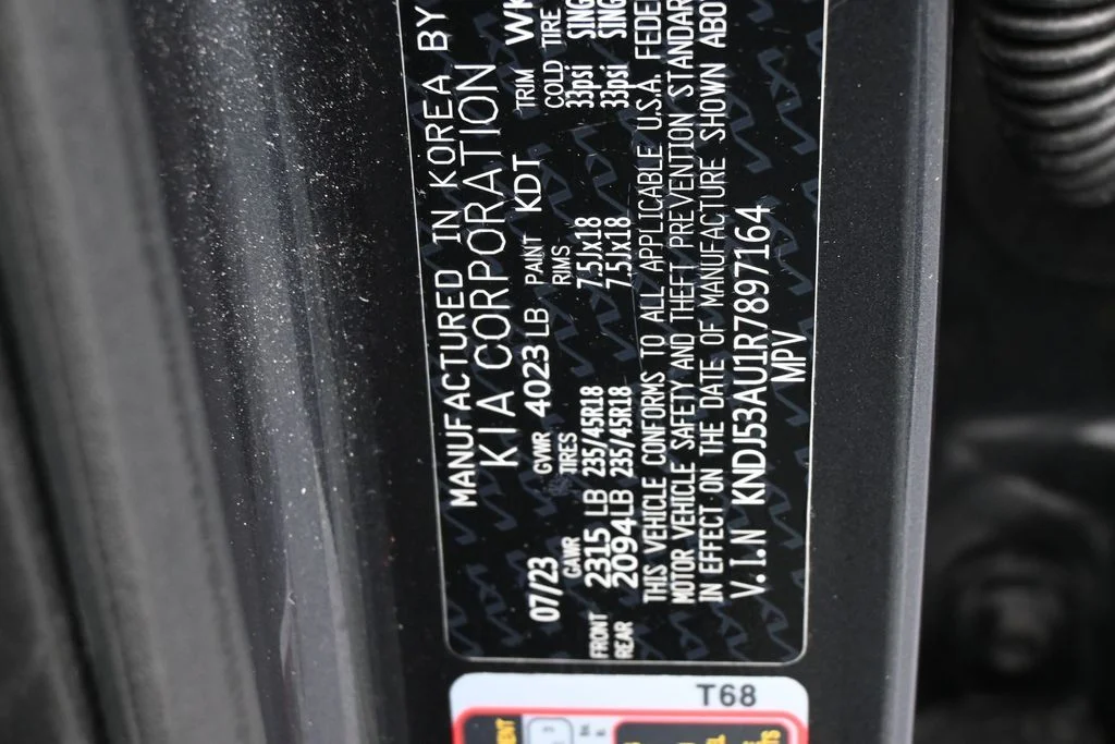 Used 2024 Gravity Gray Kia GT-Line image 15