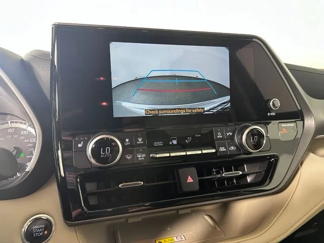 Used 2025 Beige Toyota XLE image 32