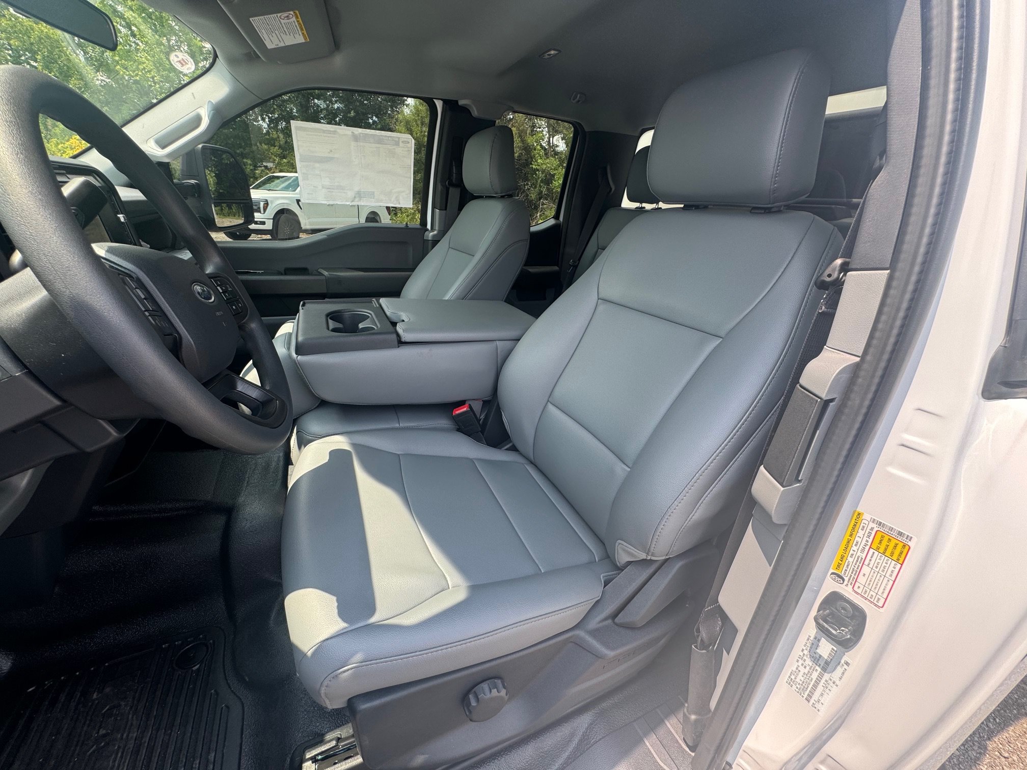 New 2026 Oxford White Ford F-250® XL image 16