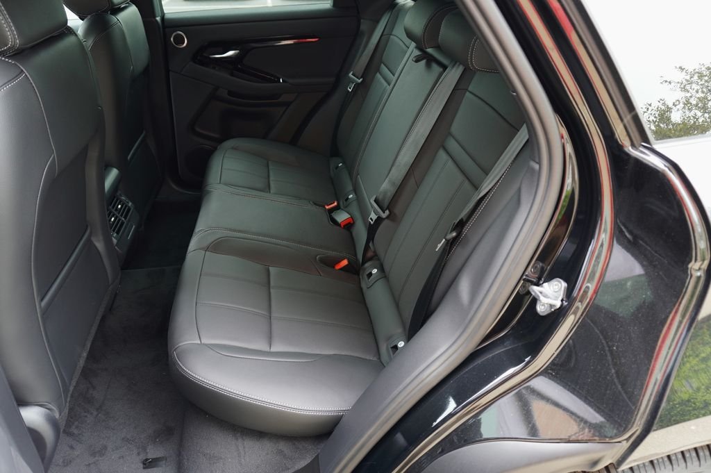New 2026 Santorini Black Land Rover Hoxton Edition image 32